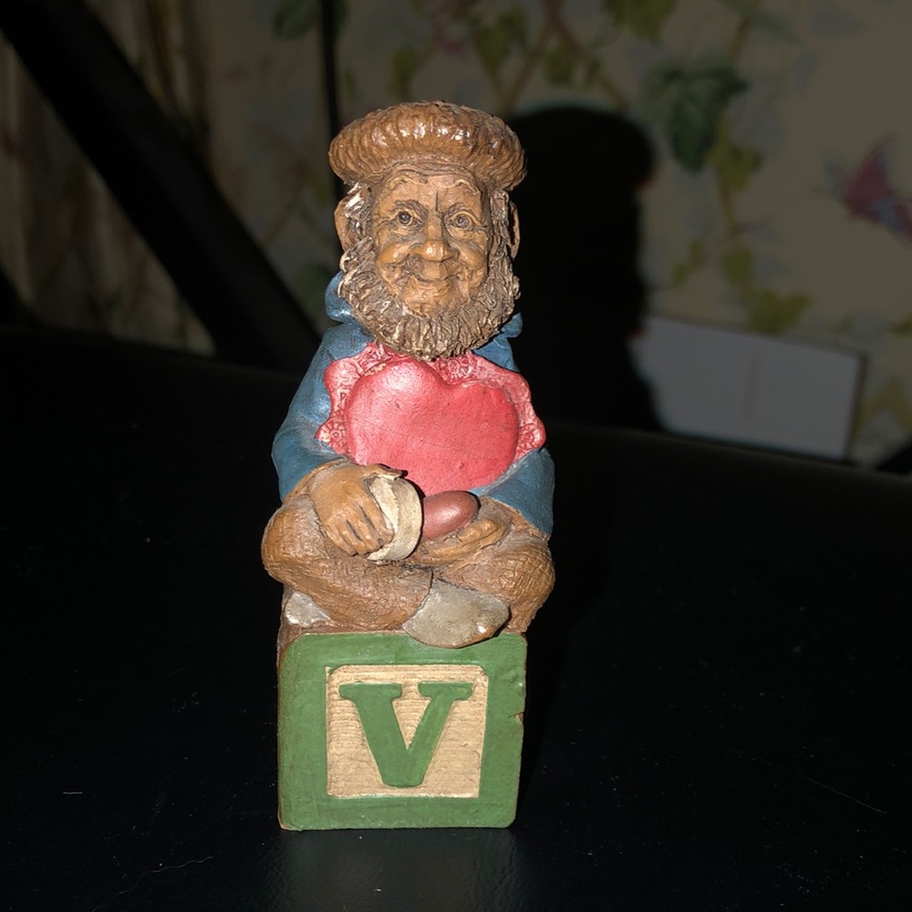 Valentine Vintage Gnome